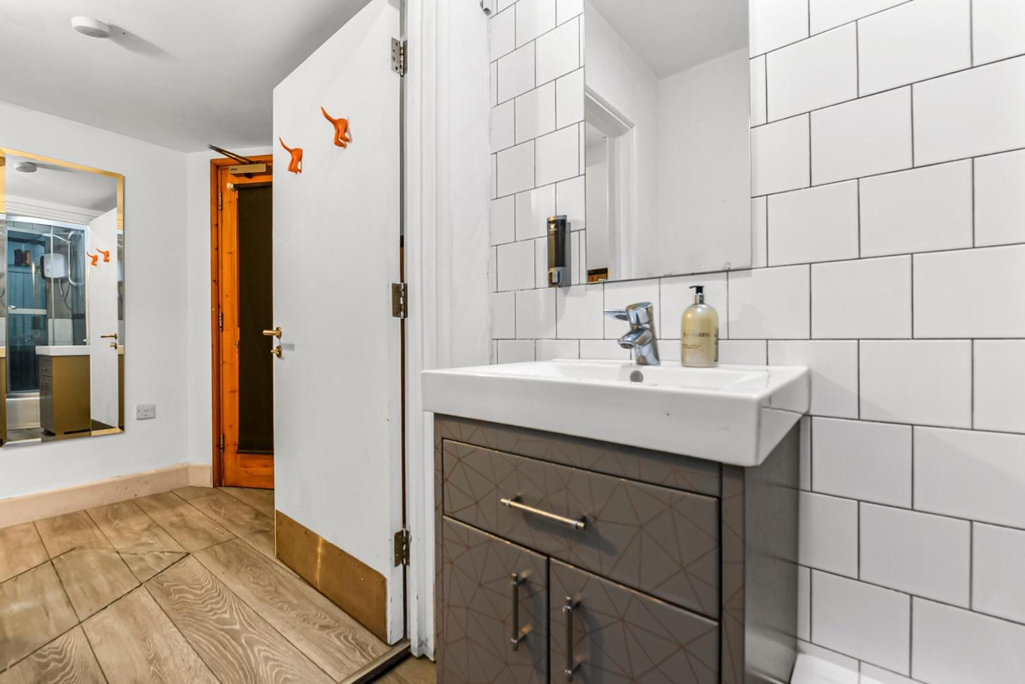 Cosy Studio Flat On A Budget Lejlighed London Eksteriør billede