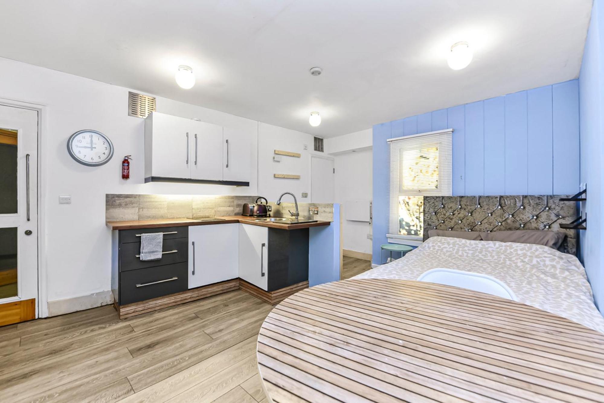 Cosy Studio Flat On A Budget Lejlighed London Eksteriør billede